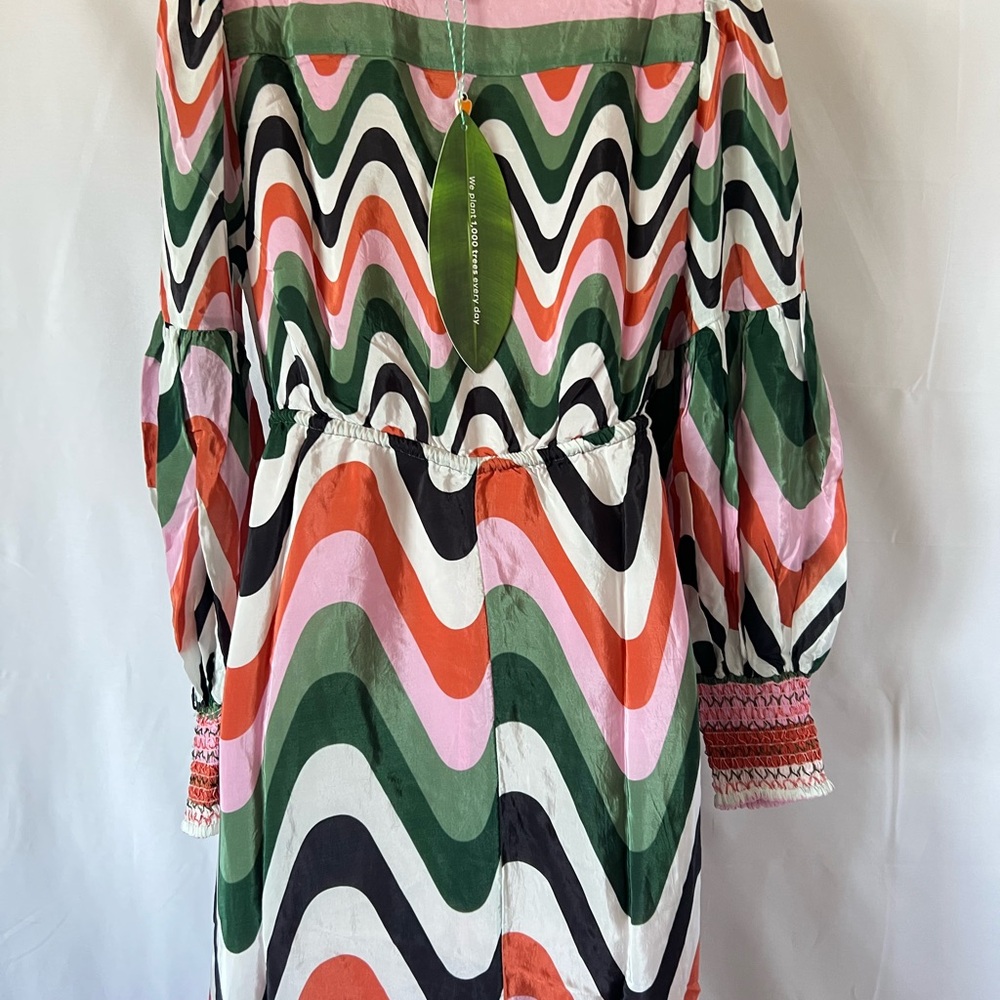 FARM Rio Colorful Wave Pattern Maxi Dress - Picture 12 of 13